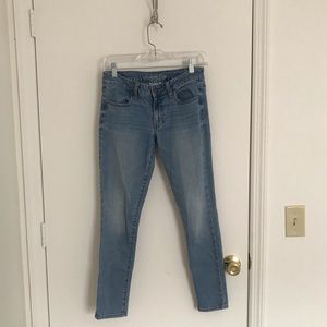 American Eagle Light Wash Jeggings